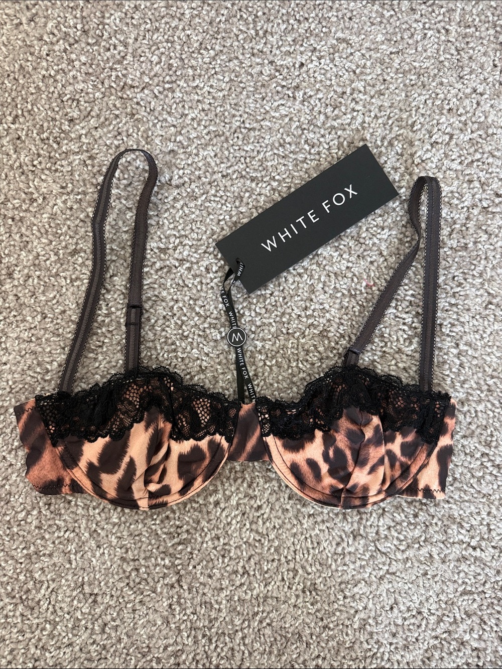 White Fox Boutique Bra Top - Picture 3 of 4